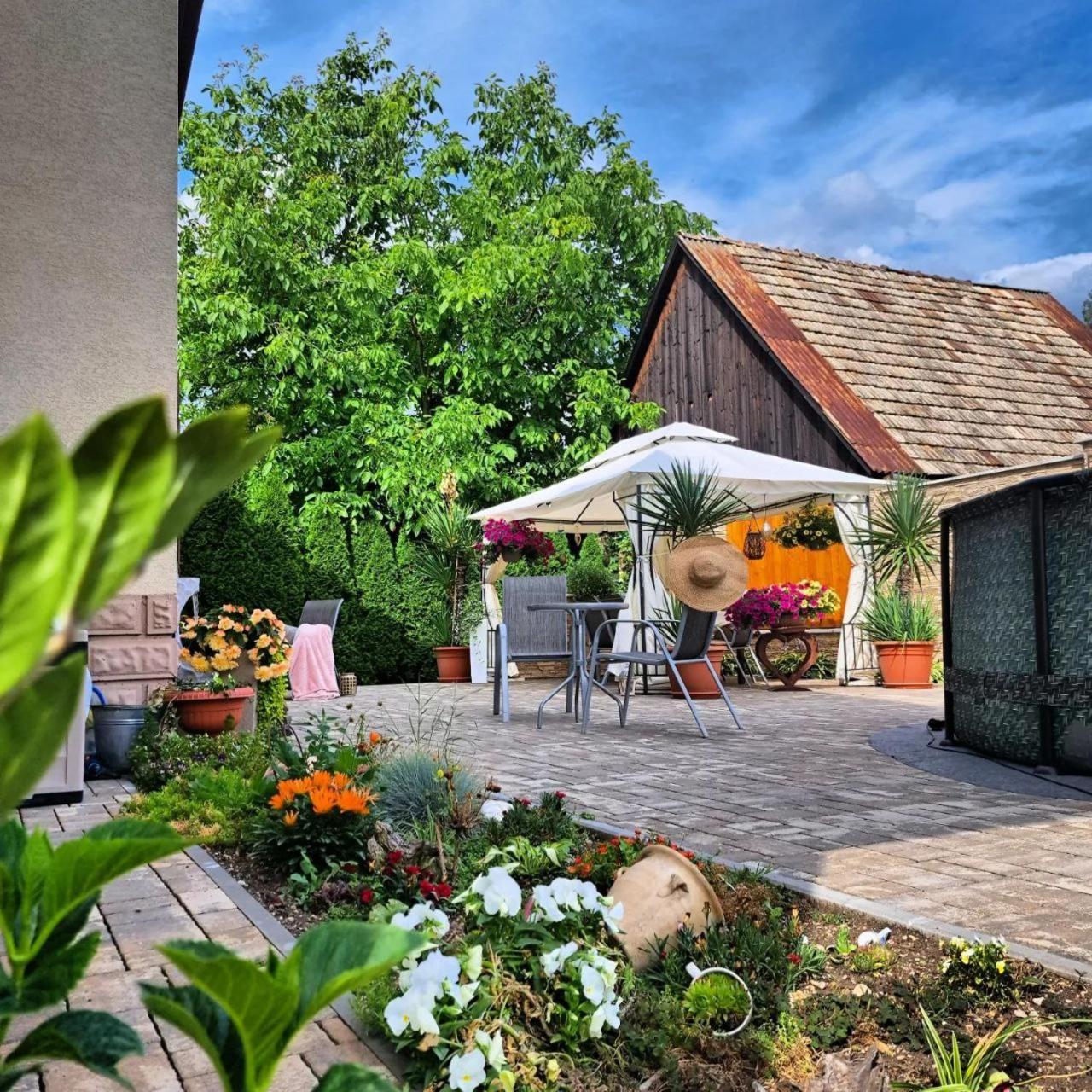Vila Harmonia Turčianske Teplice Buitenkant foto